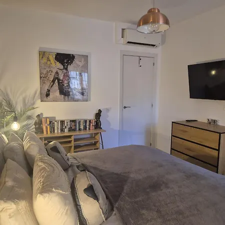 Apartmán Newly Refurbished Luxury 3 Bed Duplex