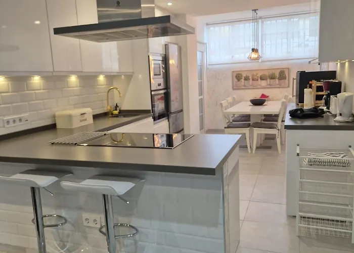 Duplex 3 Bedroom Sleeps 6 Pool Appartement