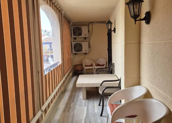 Duplex 3 Bedroom Sleeps 6 Pool Fuengirola